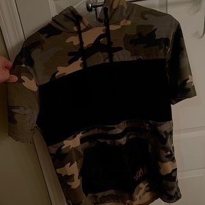 Camo pullover shirt